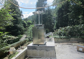 太陽能蟲情測報燈